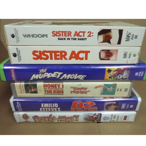 6 VHS Movies Dennis Menace, Mighty Ducks, Honey Shrunk Kids, Sister Act, Muppets - Picture 1 of 9